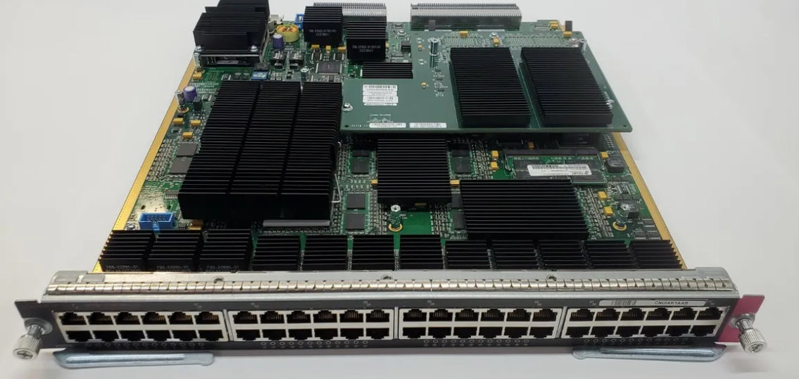 Cisco WS-X6748-GE-TX V03 48-Port RJ-45 10/100/1000 mit WS-F6700-CFC für Gehäuse der 6500-Serie