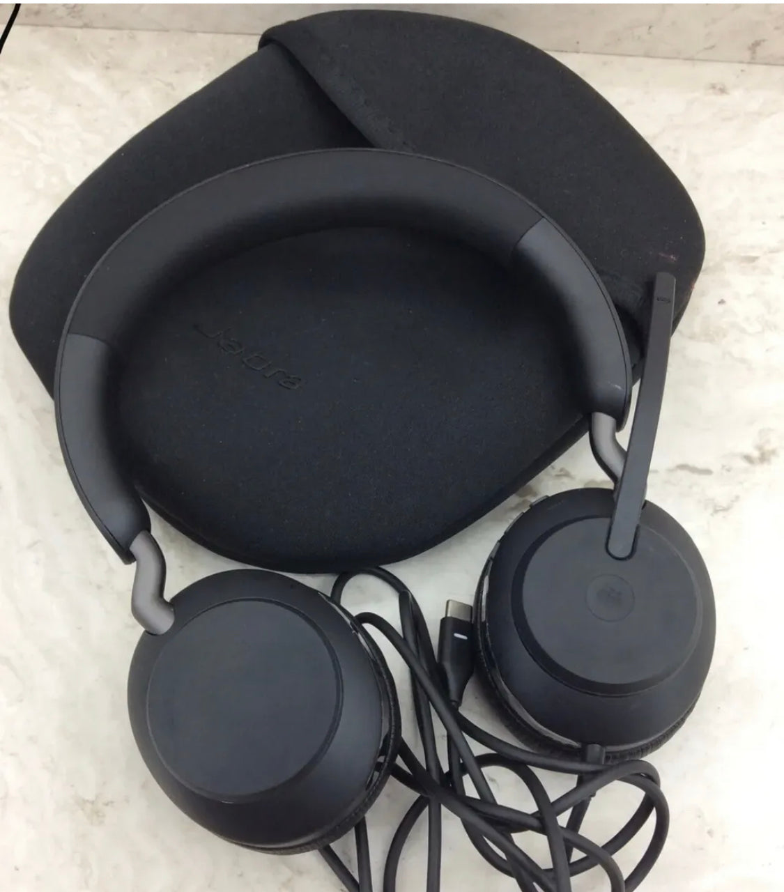 Jabra Evolve2 40 HSC130 Stereo-USB-C-Headset – Schwarz inklusive Hülle