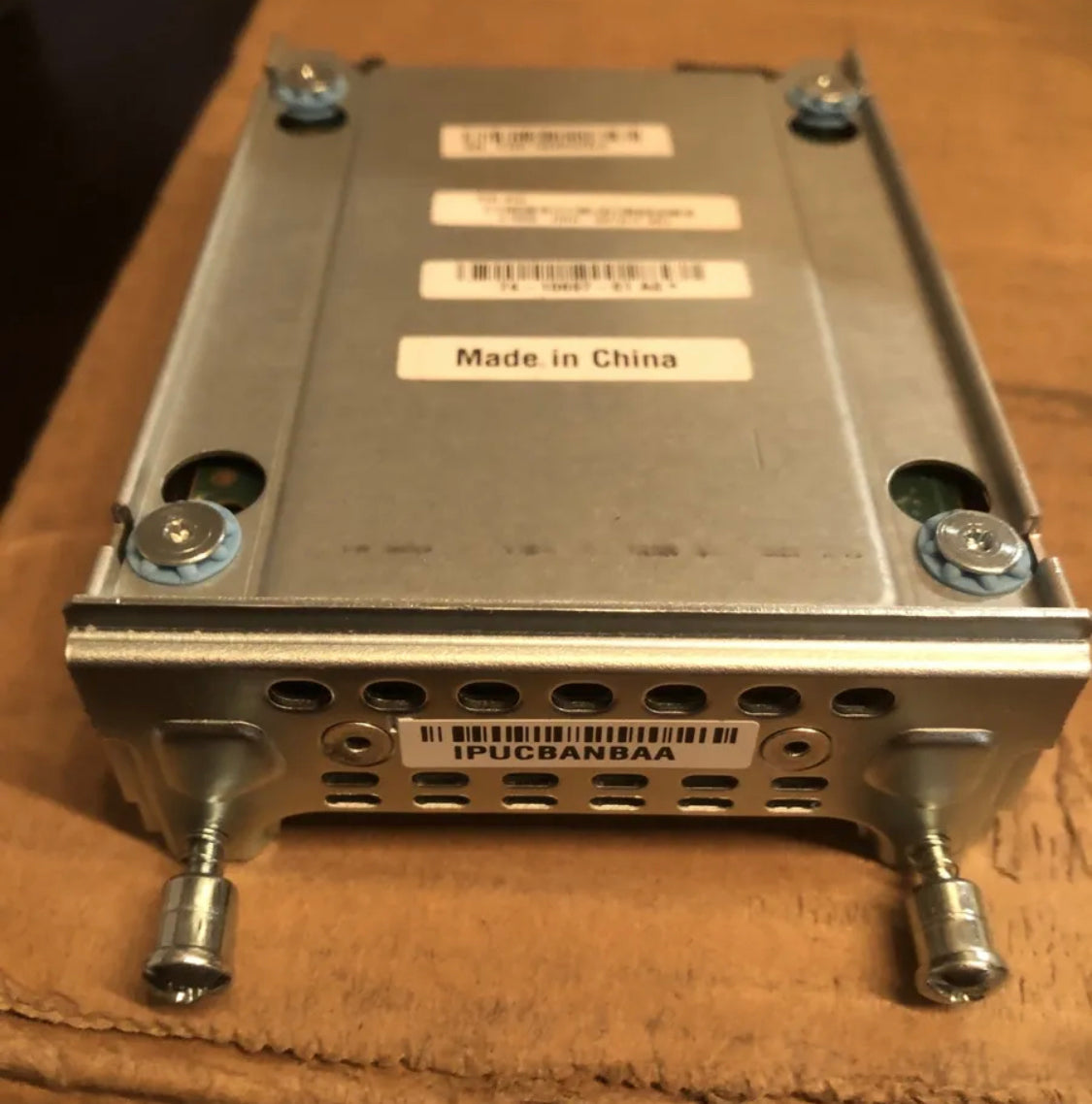 Cisco E100S-HDD-SATA-1T Festplatte für UCS-Servermodul für E140S 74-10697