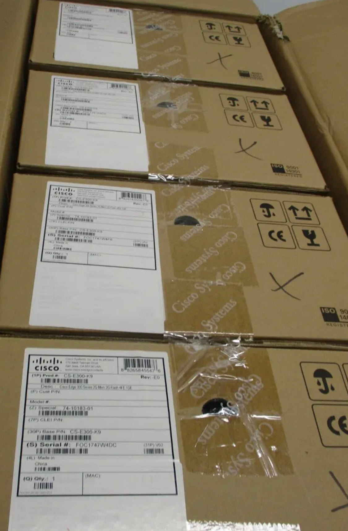 НОВЫЙ Ethernet-коммутатор Cisco CS-E300-K9 с адаптерами