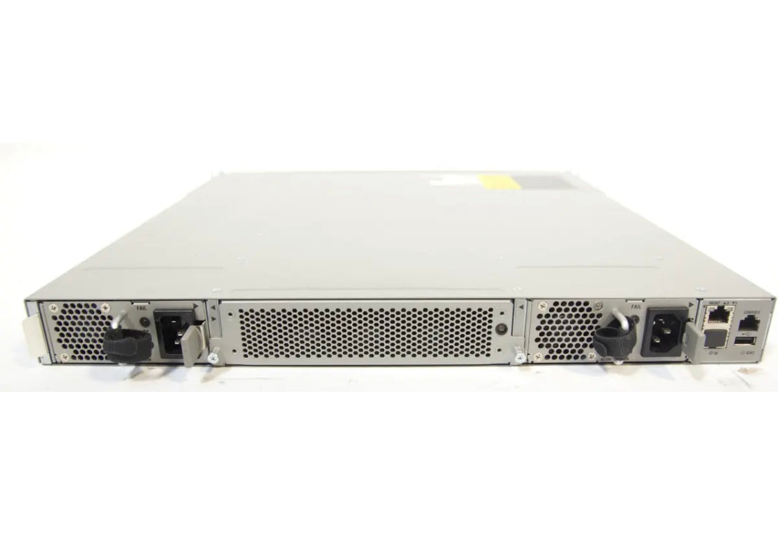 Коммутатор Cisco Nexus N3K-C3064PQ-10GX 3064-E, 48 портов SFP+, 4 QSFP+