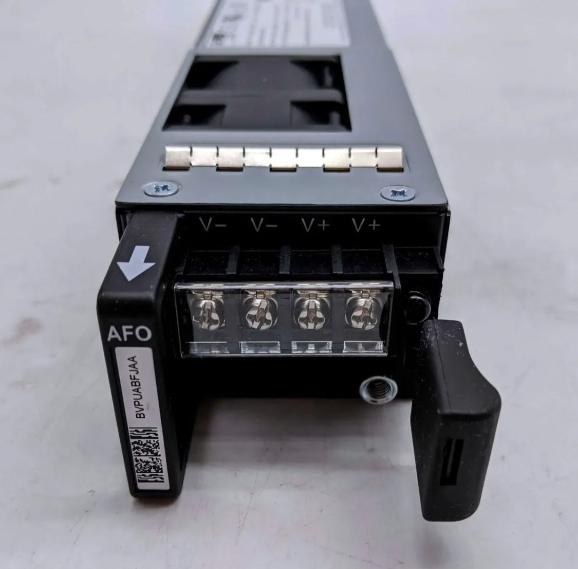 JPSU-650W-DC-AFO Блок питания постоянного тока Juniper 650 Вт 740-043886 EX4550 QFX3500