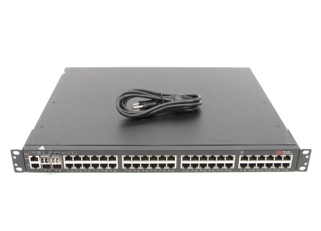 Brocade ICX6450-48 48-Port-Gigabit-PoE+-Ethernet-Switch mit Rack-Ohren