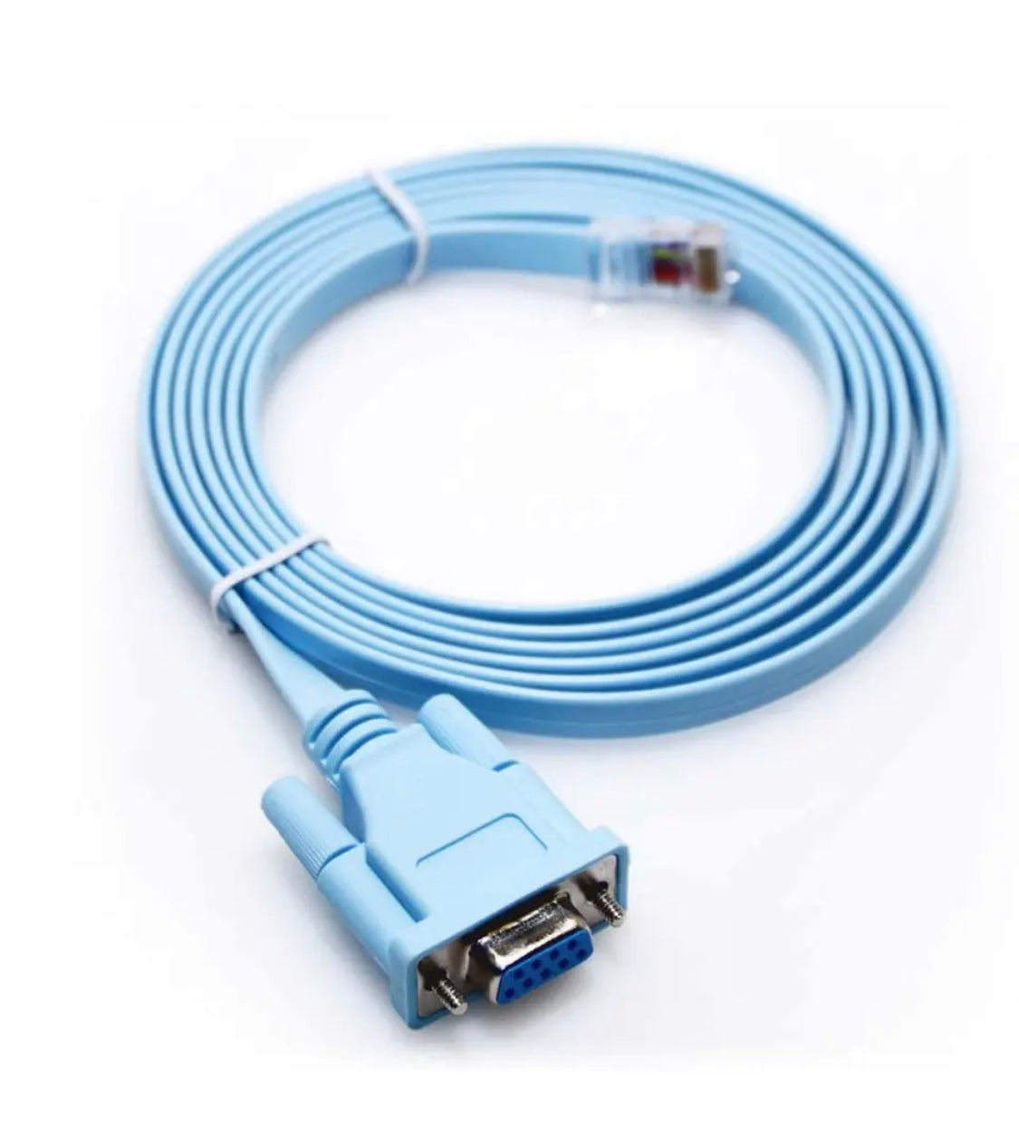 DB9-Buchse auf RJ45-Flachkonsolenkabel – 1,8 m