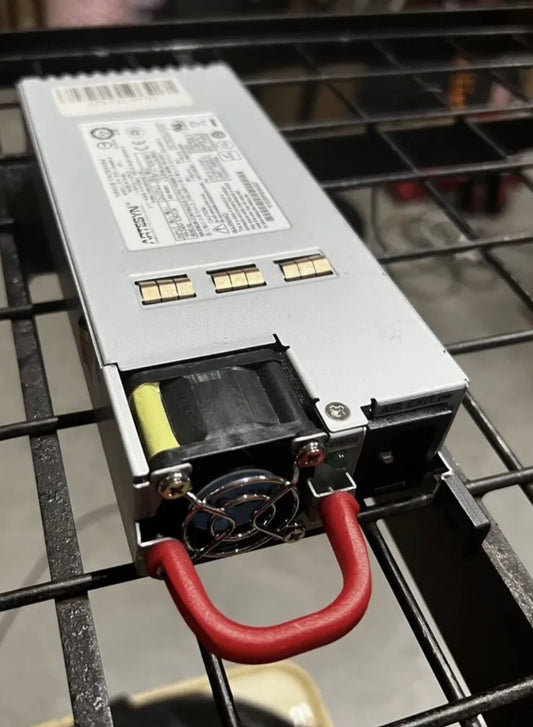 Arista PWR-460AC-F DCS 460WAC-Netzteil, Luftstrom von vorne nach hinten