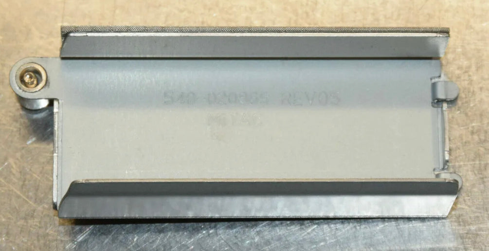 Заглушка слота блока питания коммутатора № 2 серии Juniper Networks EX4200