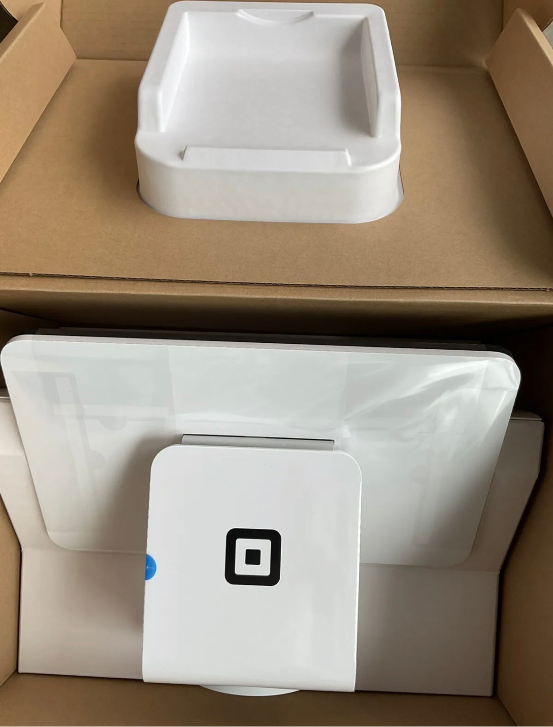 Square Stand (2nd generation) for Swipe, Chip and contactless payments. (NO IPAD)