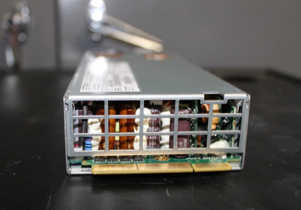 Cisco PWR-C4-950WDC-R Catalyst 9500/9400 950W AC Power Supply
