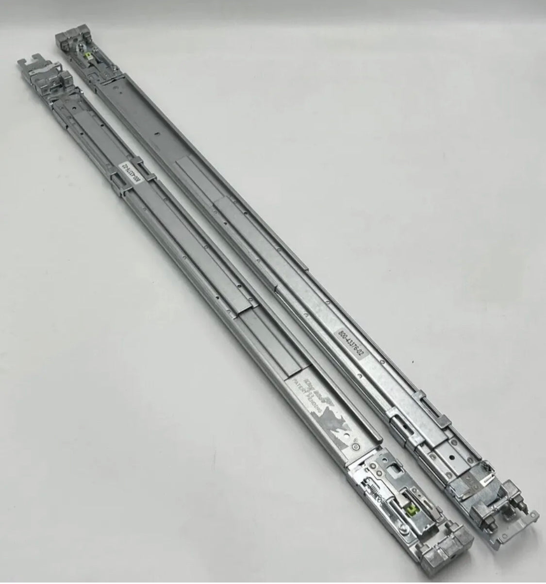 Cisco UCS C220 C240 M4 2U Ball BearingServer Rack Cabinet Rail Kit 800-43376-02