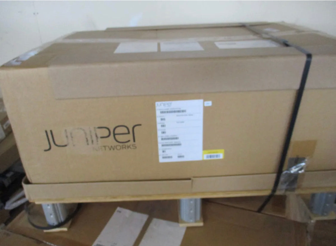 Межсетевой экран Juniper SRX5400 SRX5400X-B7-AC-BB