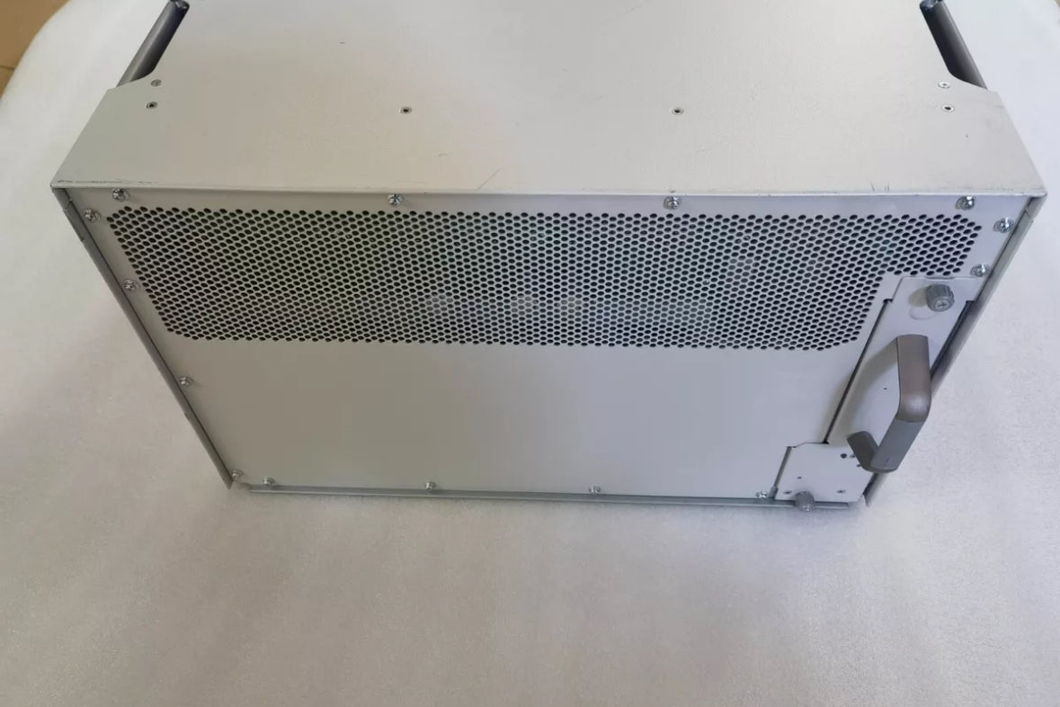 Cisco C9404R 4-Slot Catalyst 9400 Series Switch 6RU Chassis w/ C9400-PWR-3200AC and FAN included!