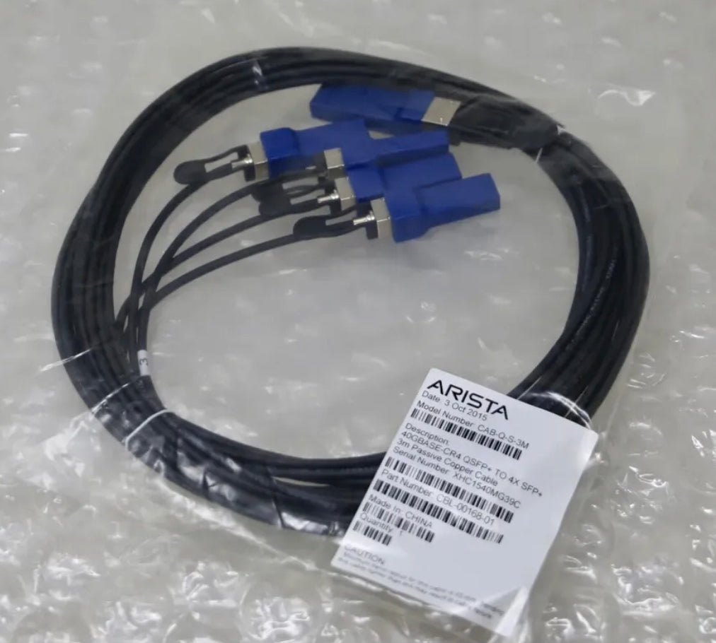 ARISTA CBL-00168-01 - CAB-Q-S-3M, 40GBASE-CR4 QSFP+ to 4x SFP+ 3m